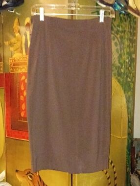 Vintage Classic Straight Pencil Skirt in Taupe